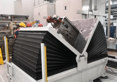 working image of die/mold flipper
